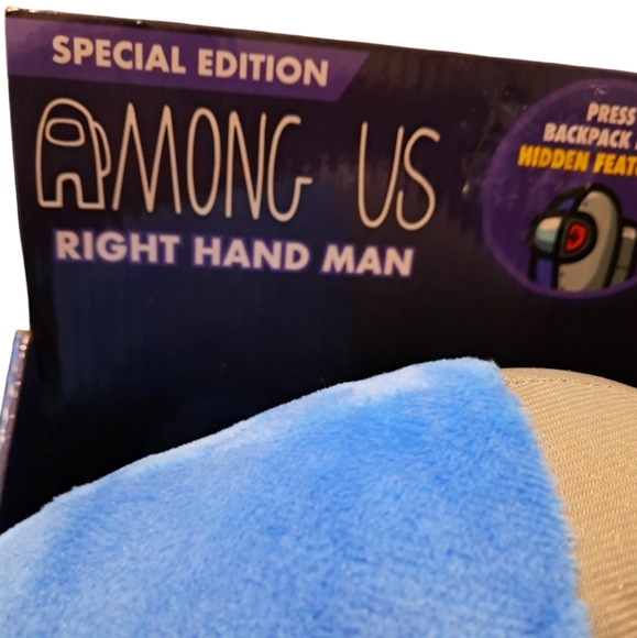 Among Us Right Hand Man - Picture 3 of 7